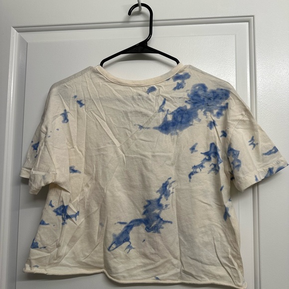 Cute Graphic Tee! - Picture 2 of 2